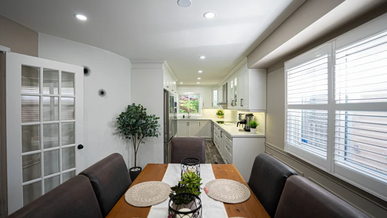 Burlington kitchens by Gracia Makeovers