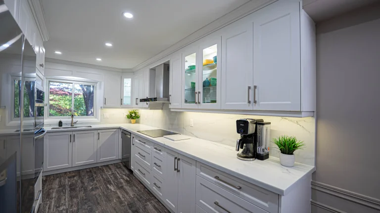 Burlington kitchens by Gracia Makeovers