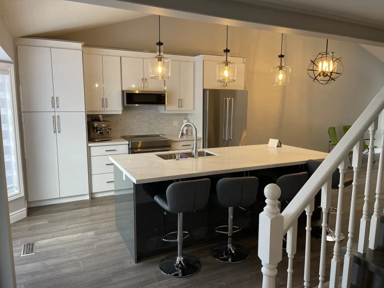 Ancaster homes by Gracia Makeovers