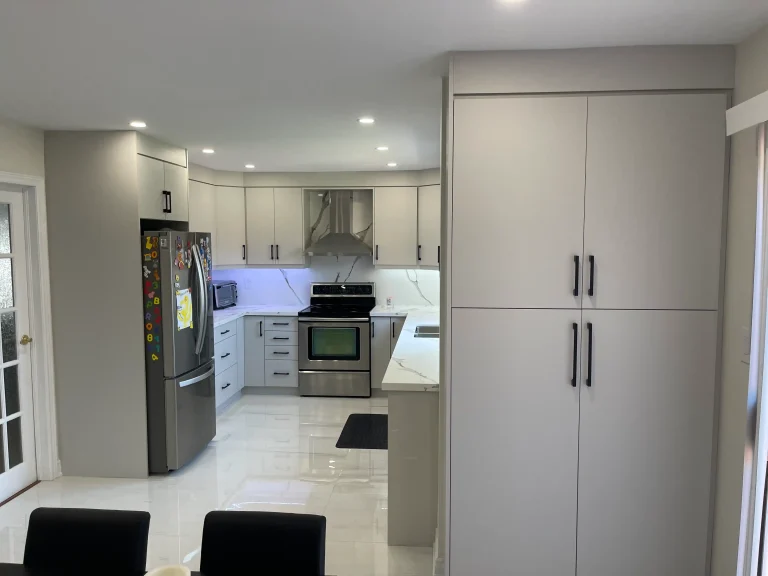 Ancaster homes by Gracia Makeovers