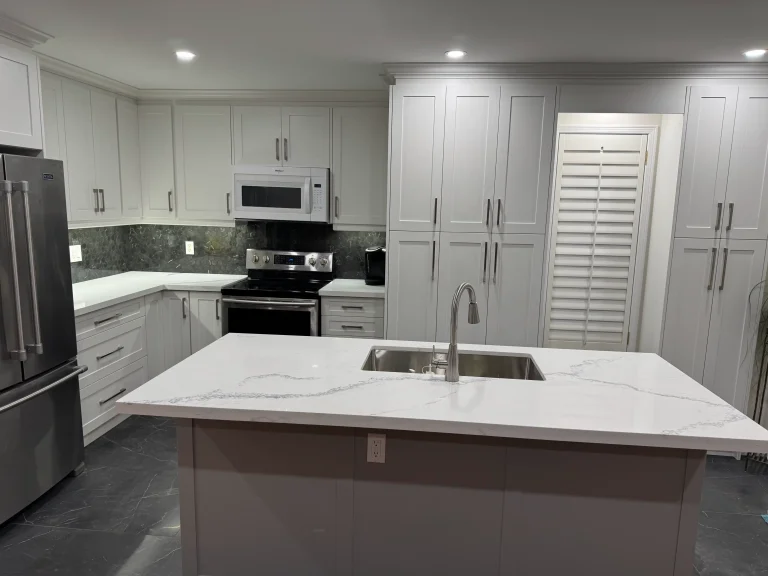Burlington kitchens by Gracia Makeovers
